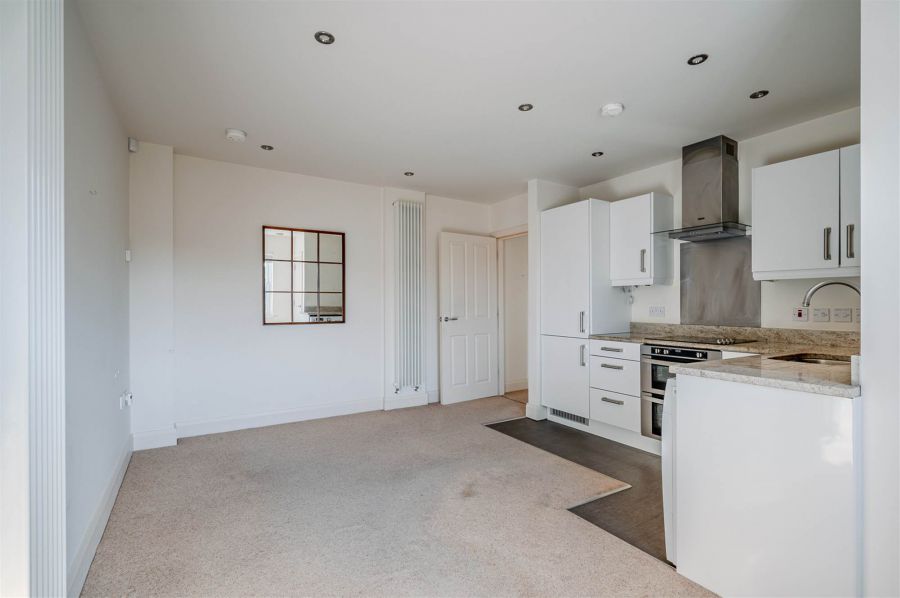 Apartment 39 Sandown Manor