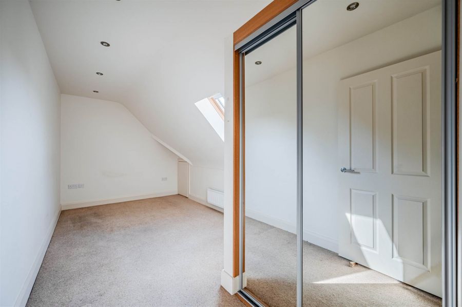 Apartment 39 Sandown Manor