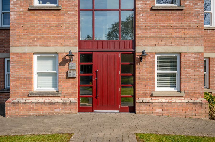 Apartment 39 Sandown Manor