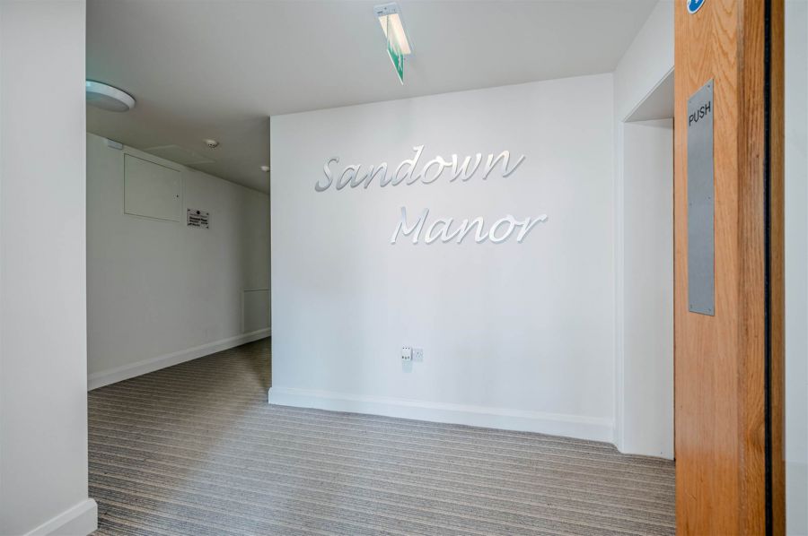 Apartment 39 Sandown Manor