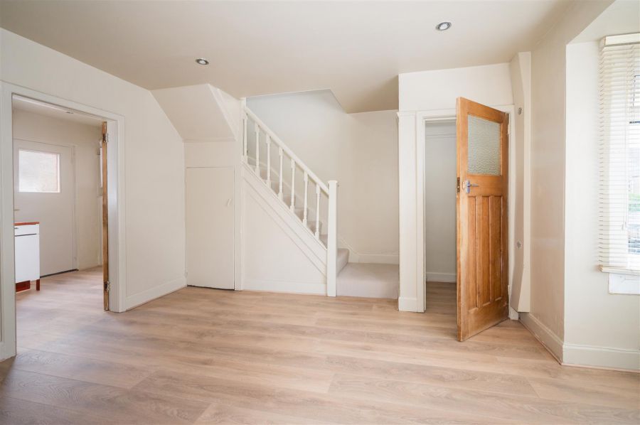 11 Willowholme Crescent