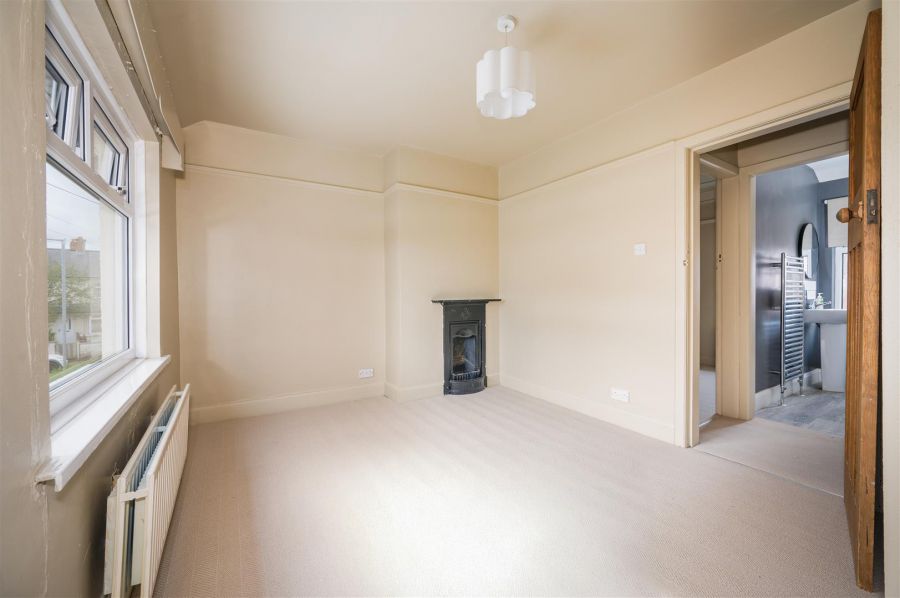 11 Willowholme Crescent