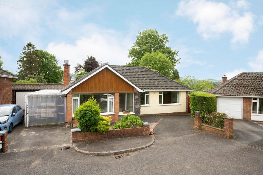 6 Gortin Drive, gilnahirk, belfast, BT5 7ES