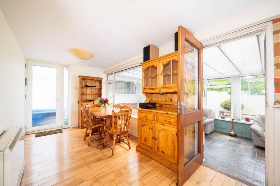 6 Gortin Drive