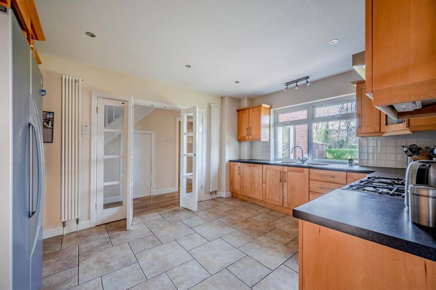 10 Wilshere Drive