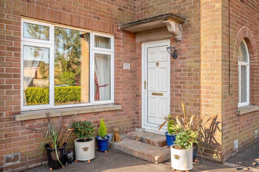 10 Wilshere Drive