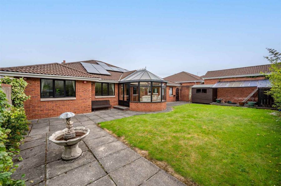 1 Knightsbridge Manor