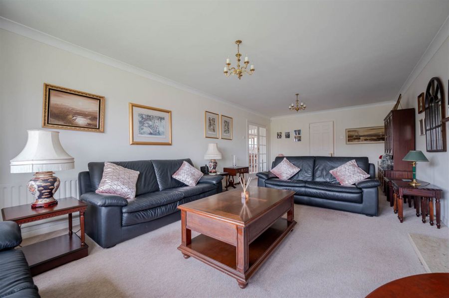 1 Knightsbridge Manor