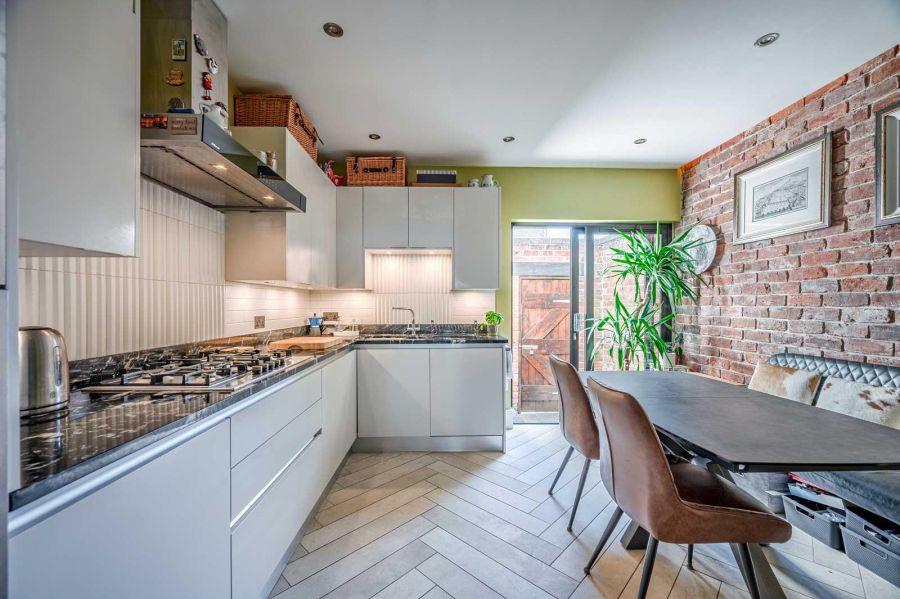 56 Sandown Road 56 Sandown Road
