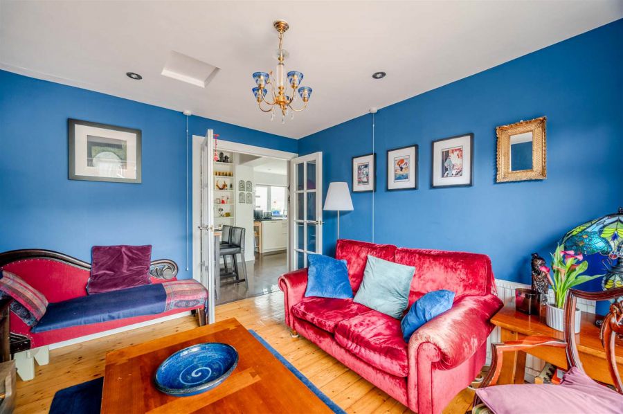 90 Castlehill Road