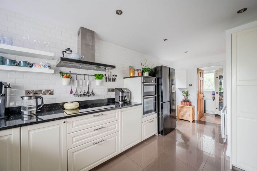 90 Castlehill Road