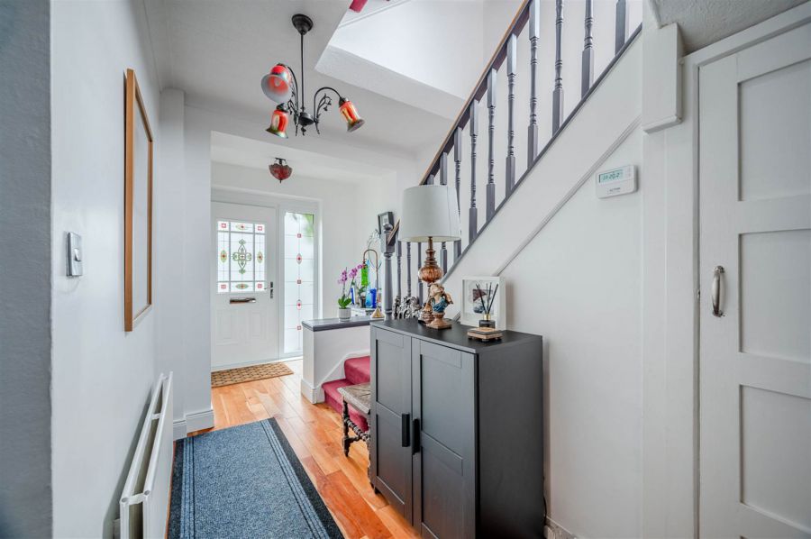90 Castlehill Road