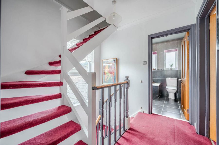 90 Castlehill Road