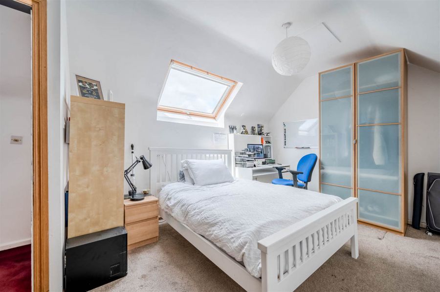 90 Castlehill Road