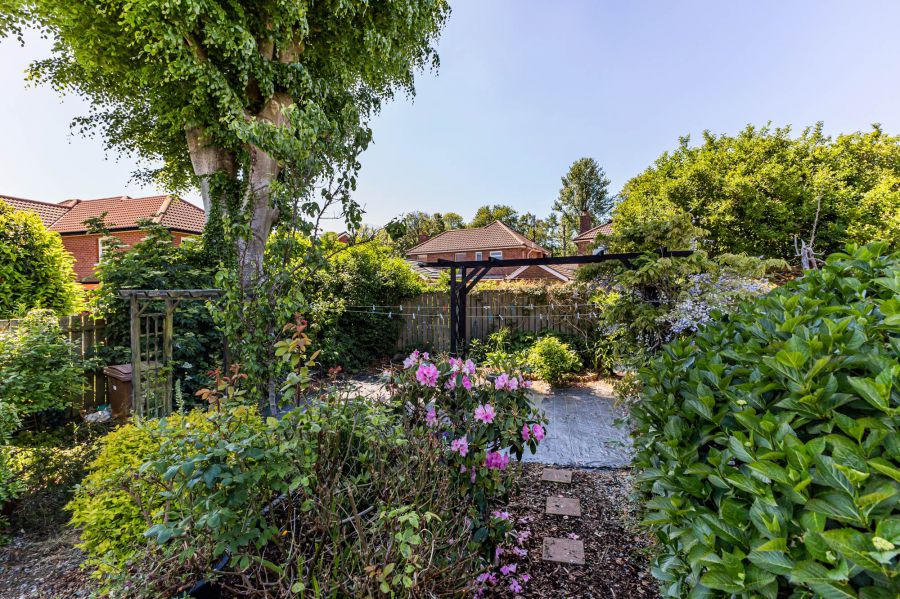 90 Castlehill Road