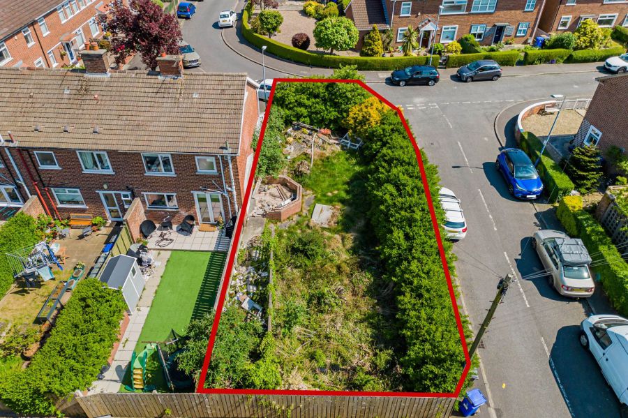 Site with OPP Adjacent to 14 Edenvale Crescent