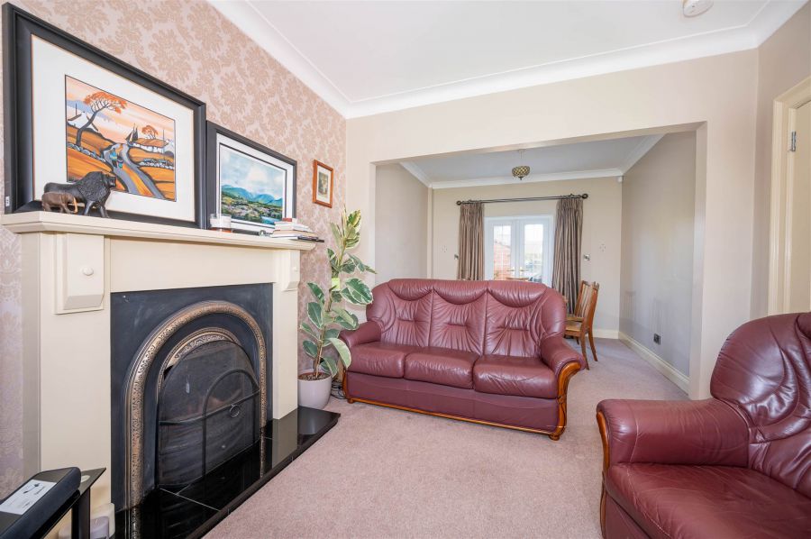 22 Irwin Crescent