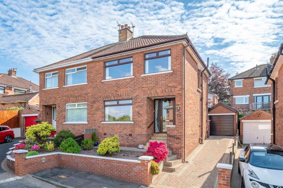 13 Garnerville Grove, knocknagoney, belfast, BT4 2PB