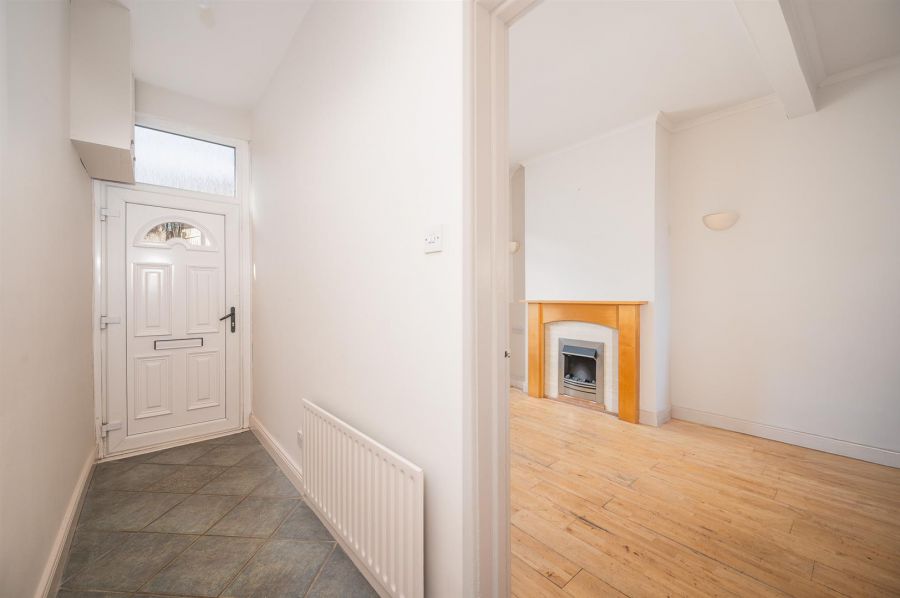 63 Upper Dunmurry Lane