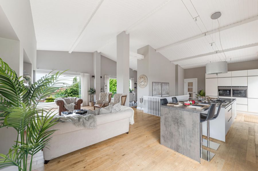 2 Kintyre Avenue