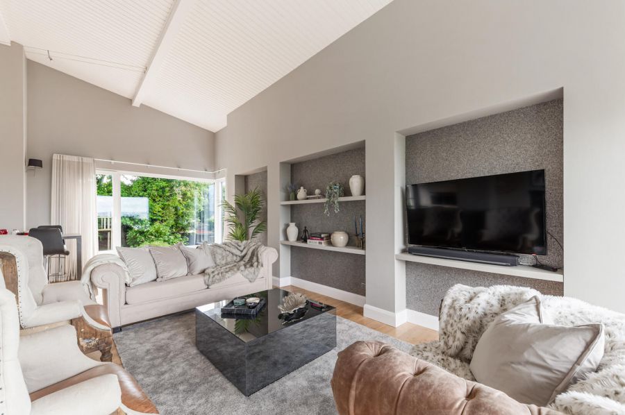 2 Kintyre Avenue