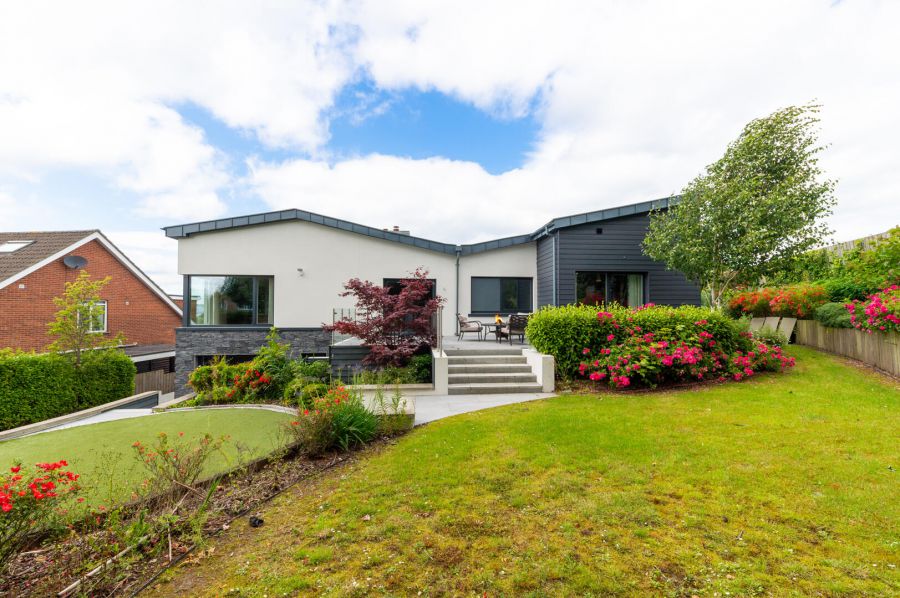 2 Kintyre Avenue