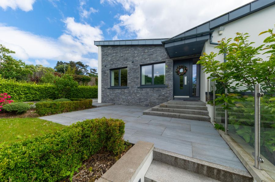 2 Kintyre Avenue