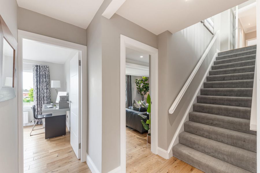 2 Kintyre Avenue