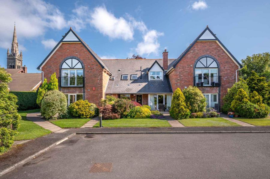 9 Craigtara