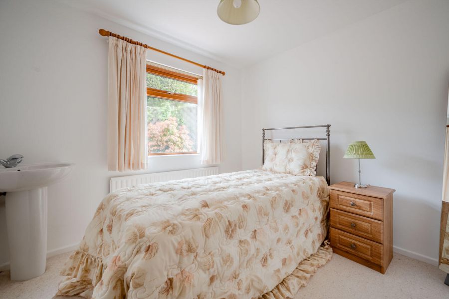 24 Ardmore Heights