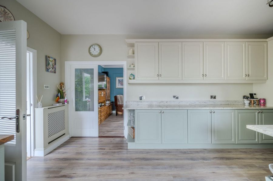 2 Seahill Road