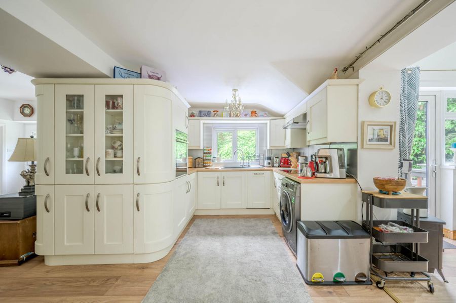 2 Seahill Road