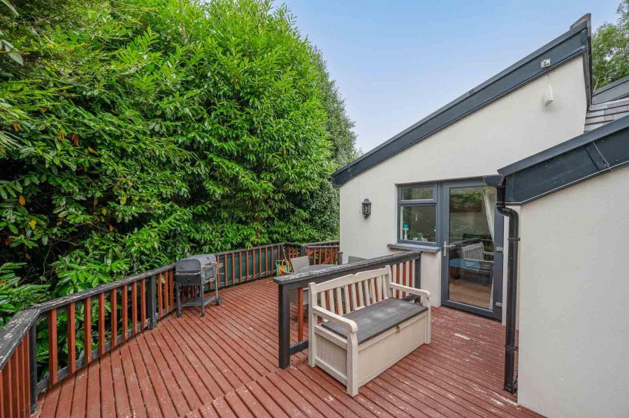 2 Seahill Road
