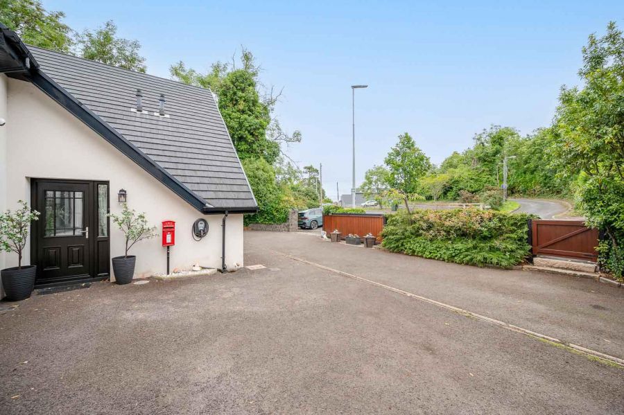 2 Seahill Road