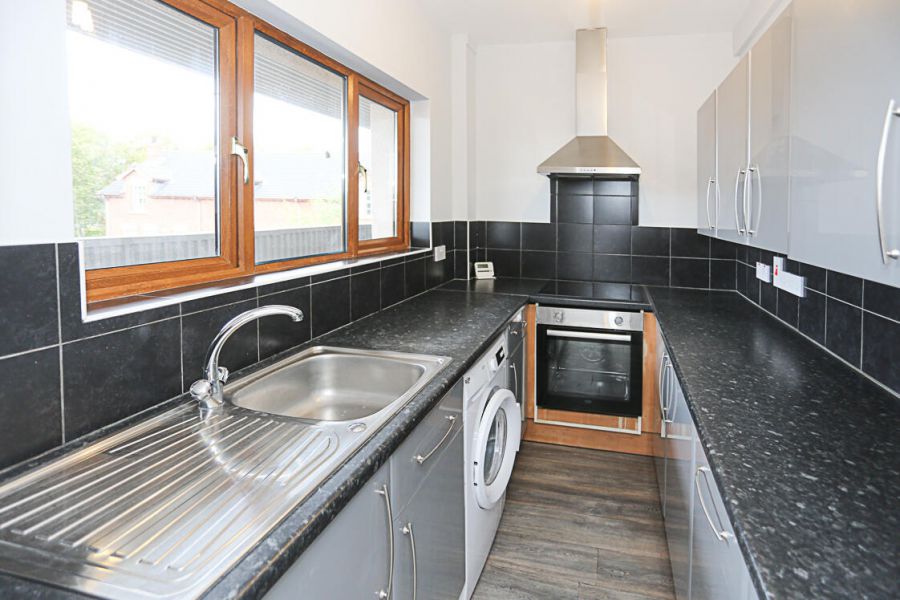 32 Hillview Place