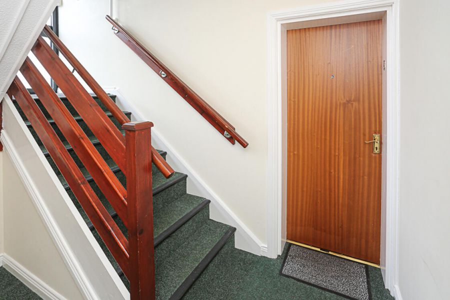 8 St Helens Court
