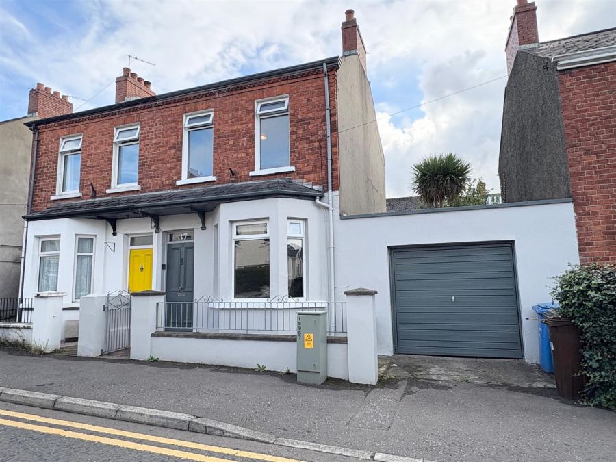 37 Downshire Road