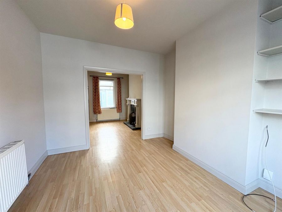 37 Downshire Road 37 Downshire Road