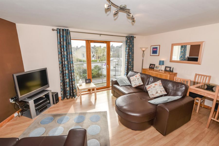 24E Shaftesbury Road