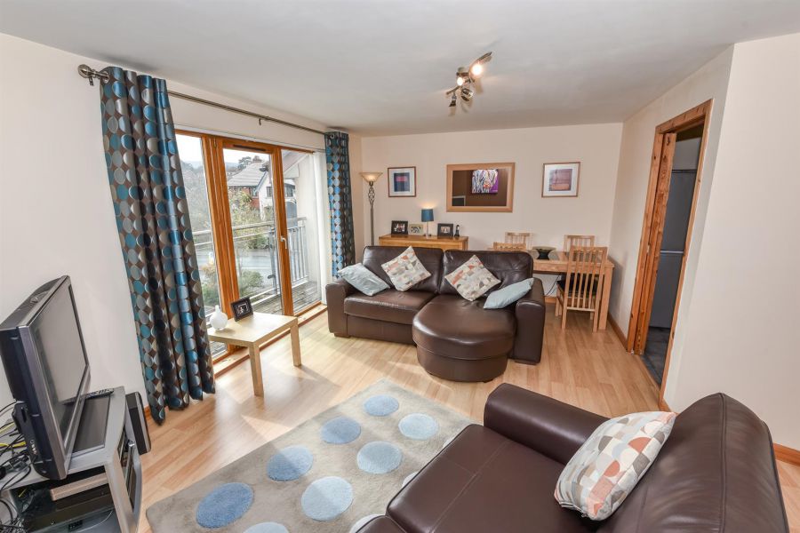 24E Shaftesbury Road