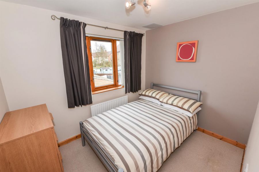 24E Shaftesbury Road