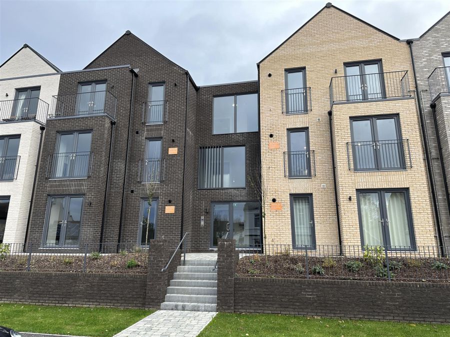 21 Byron Halt,Holywood, BT18 9JQ