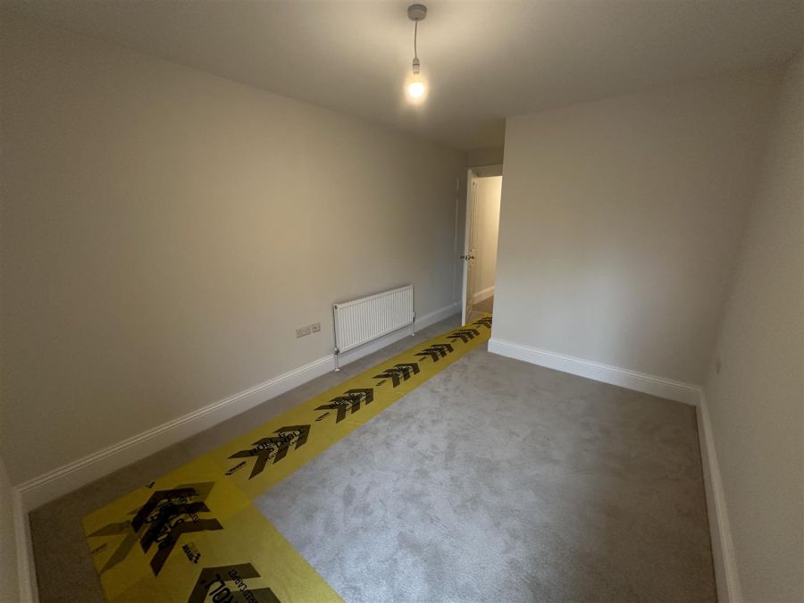 21 Byron Halt