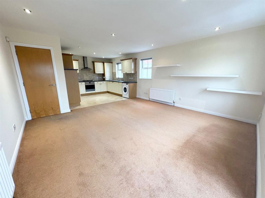 15 Priory Manor