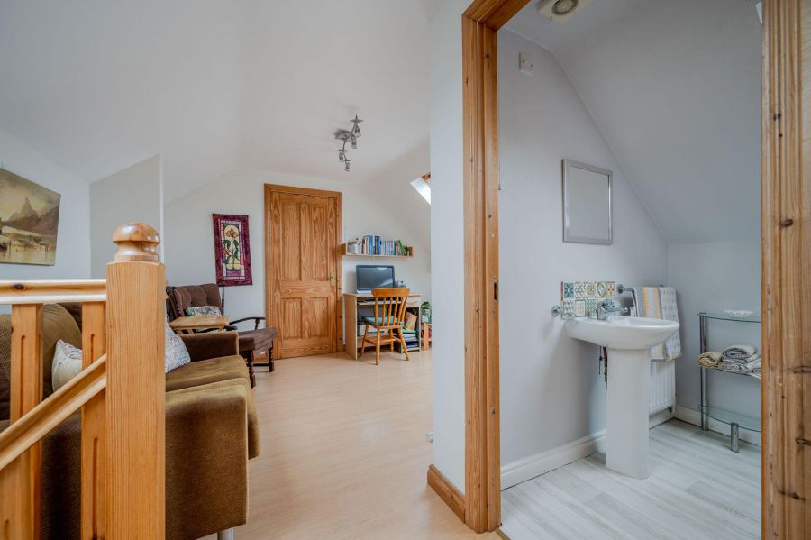 19 Rannoch Road