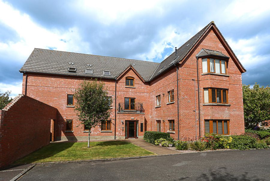 28 Bailey Manor