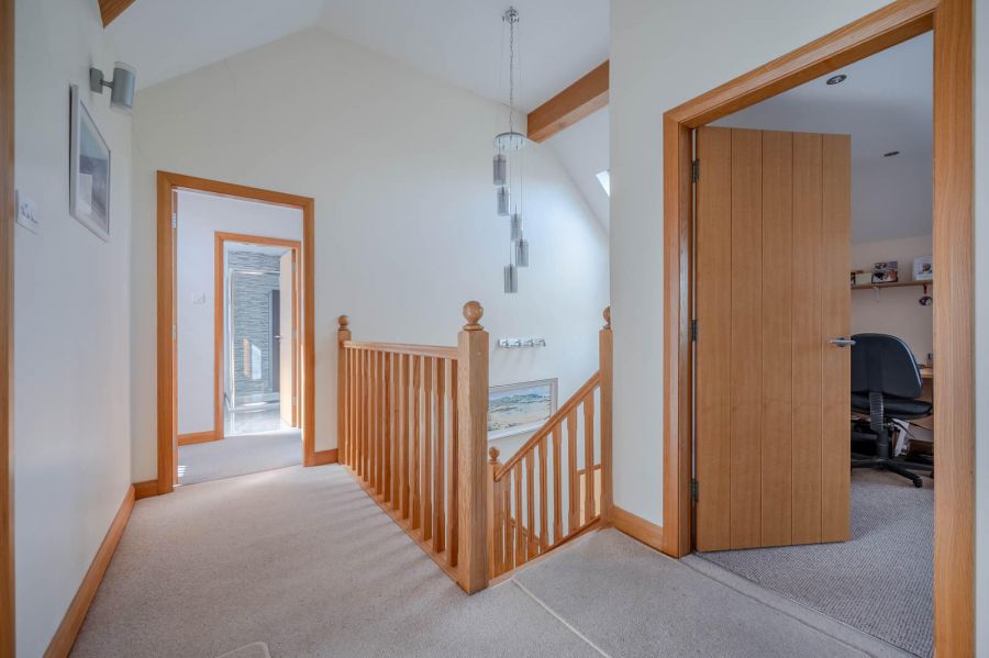27 Seahill Road