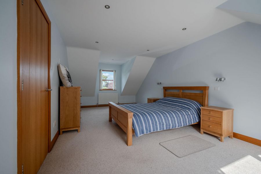 27 Seahill Road