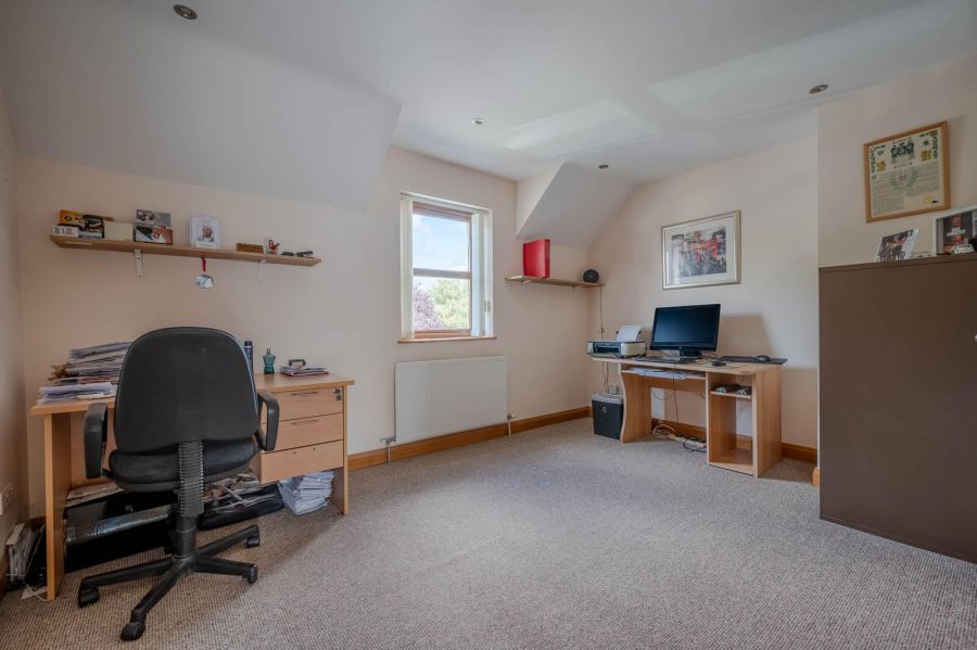 27 Seahill Road