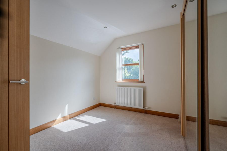 27 Seahill Road